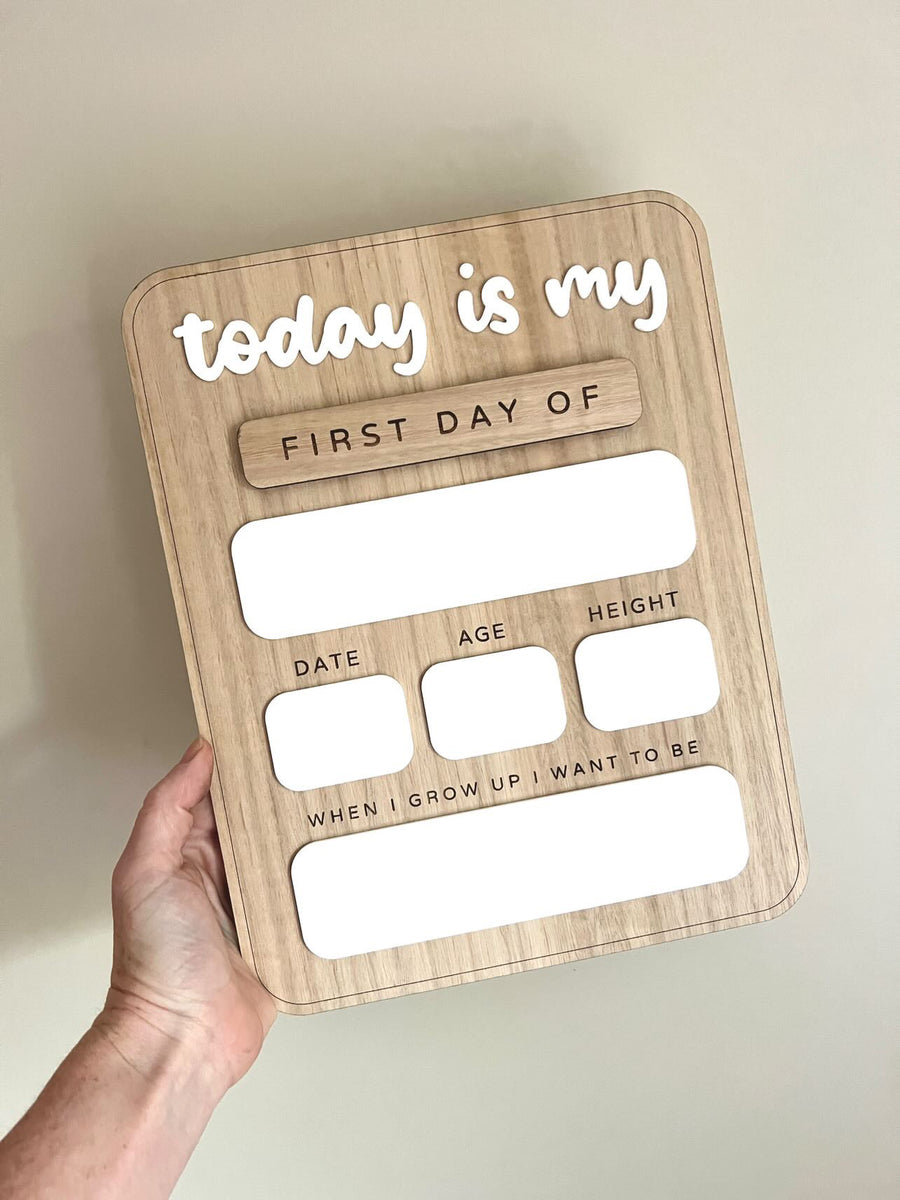 First Day/Last Day Board – Rosalyn + Rae - 1 Day Ago Board