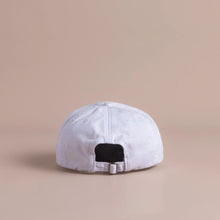 Load image into Gallery viewer, Modern Woman Cap