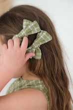 Load image into Gallery viewer, Bows | Thyme