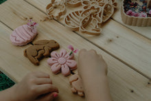 Load image into Gallery viewer, Easter Mini Eco Cutter Set