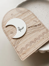 Load image into Gallery viewer, Monthly Milestone Moon Arch