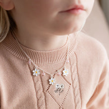 Load image into Gallery viewer, Daisy Crown Necklace