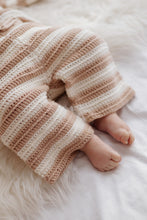 Load image into Gallery viewer, Cropped Pants | Amara