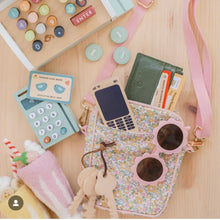 Load image into Gallery viewer, Sophie Crossbody Messenger Bag