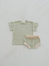 Load image into Gallery viewer, Signature Tee | Fern (Kids) SIZE 5YR
