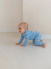 Load image into Gallery viewer, Leggings | River Stripe SIZE 7YR