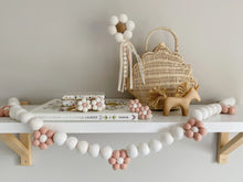 Load image into Gallery viewer, Pom Pom Daisy Garland | Ballet Pink