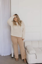 Load image into Gallery viewer, Cropped Pullover | Cream (Womens)