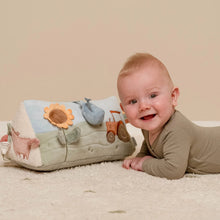 Load image into Gallery viewer, Little Farm Activity Triangle