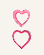 Load image into Gallery viewer, Heart Cut and Crimp Sandwich Pockets
