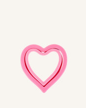 Load image into Gallery viewer, Heart Cut and Crimp Sandwich Pockets