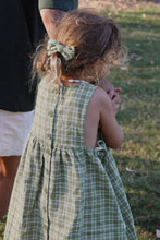 Load image into Gallery viewer, Bows | Thyme