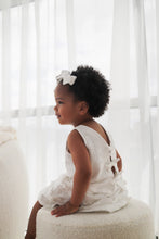 Load image into Gallery viewer, Bows | Laurel