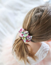 Load image into Gallery viewer, Bonnie Scrunchie