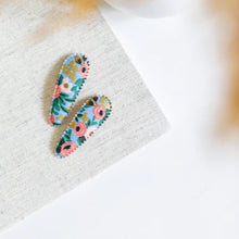 Load image into Gallery viewer, Little Meghan Hair Clip
