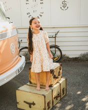 Load image into Gallery viewer, Tess Print SS Dress