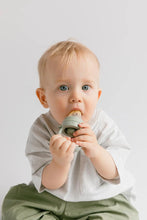 Load image into Gallery viewer, Baby Feeder