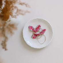 Load image into Gallery viewer, Viera Bunny Ties