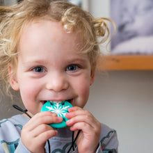 Load image into Gallery viewer, Snowflake Pendant