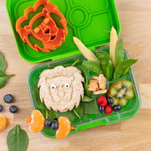 Load image into Gallery viewer, Sandwich Cutters | Lion