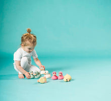 Load image into Gallery viewer, Hevea - Kawan Duck Mini - Eggnog Yellow