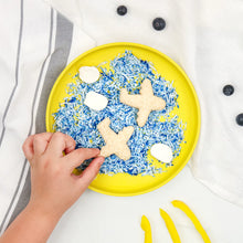 Load image into Gallery viewer, Sandwich Cutters | Transit