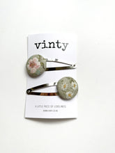 Load image into Gallery viewer, Vinty Button Clips