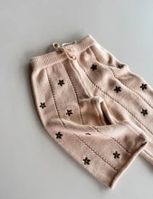 Load image into Gallery viewer, Cotton Knit Pants | Embroidery Brown Daisy