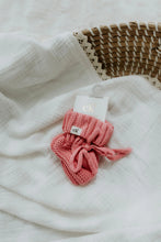 Load image into Gallery viewer, Rose Knitted Booties