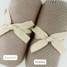 Load image into Gallery viewer, Cable Baby Blanket Seashell