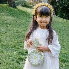 Load image into Gallery viewer, Daisy Round Bag