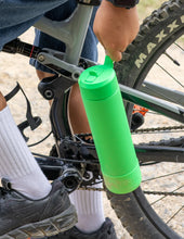 Load image into Gallery viewer, Apple 700ml Fusion Drink Bottle - Sipper