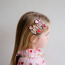 Load image into Gallery viewer, Scallop Heart Clips