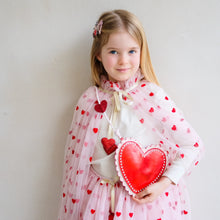 Load image into Gallery viewer, Scalloped Heart Bag