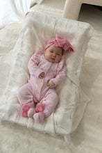 Load image into Gallery viewer, Pink Pom Pom Knit Booties