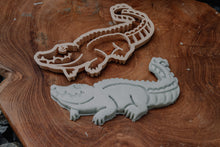 Load image into Gallery viewer, Crocodile Eco Cutter