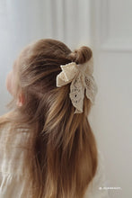 Load image into Gallery viewer, Lili Bow - Antique White