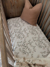 Load image into Gallery viewer, Fleur Blanche Fitted Cot Sheet
