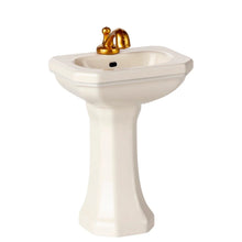 Load image into Gallery viewer, Maileg Bathroom Sink Mouse Off White