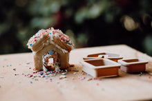 Load image into Gallery viewer, Mini Gingerbread House Eco Cutter Set