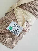 Load image into Gallery viewer, Cable Baby Blanket Seashell
