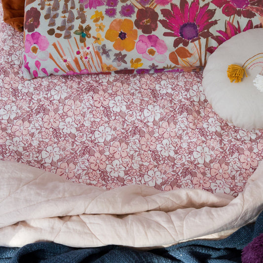 Vintage Floral Bed Wetting Mat