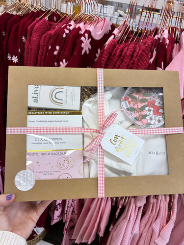 Mama & Bub GIFT HAMPER