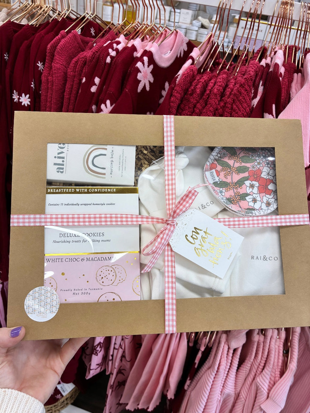 Mama & Bub GIFT HAMPER