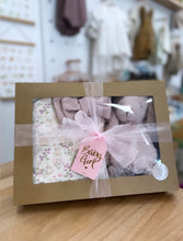 Load image into Gallery viewer, Pretty Pink GIFT HAMPER