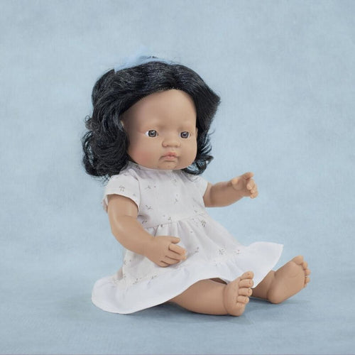 Latin Girl - 38cm