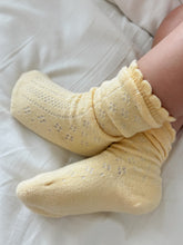 Load image into Gallery viewer, Socks | Lace | Butter