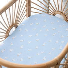 Load image into Gallery viewer, Blue Ducks Organic Fitted Bassinet Sheet/Change Pad Cover