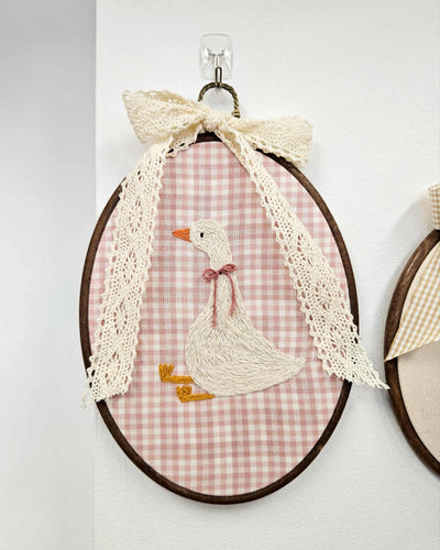Large Gingham Goose Hoop