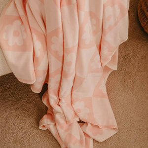Daisy Grid Reversible Throw Blanket